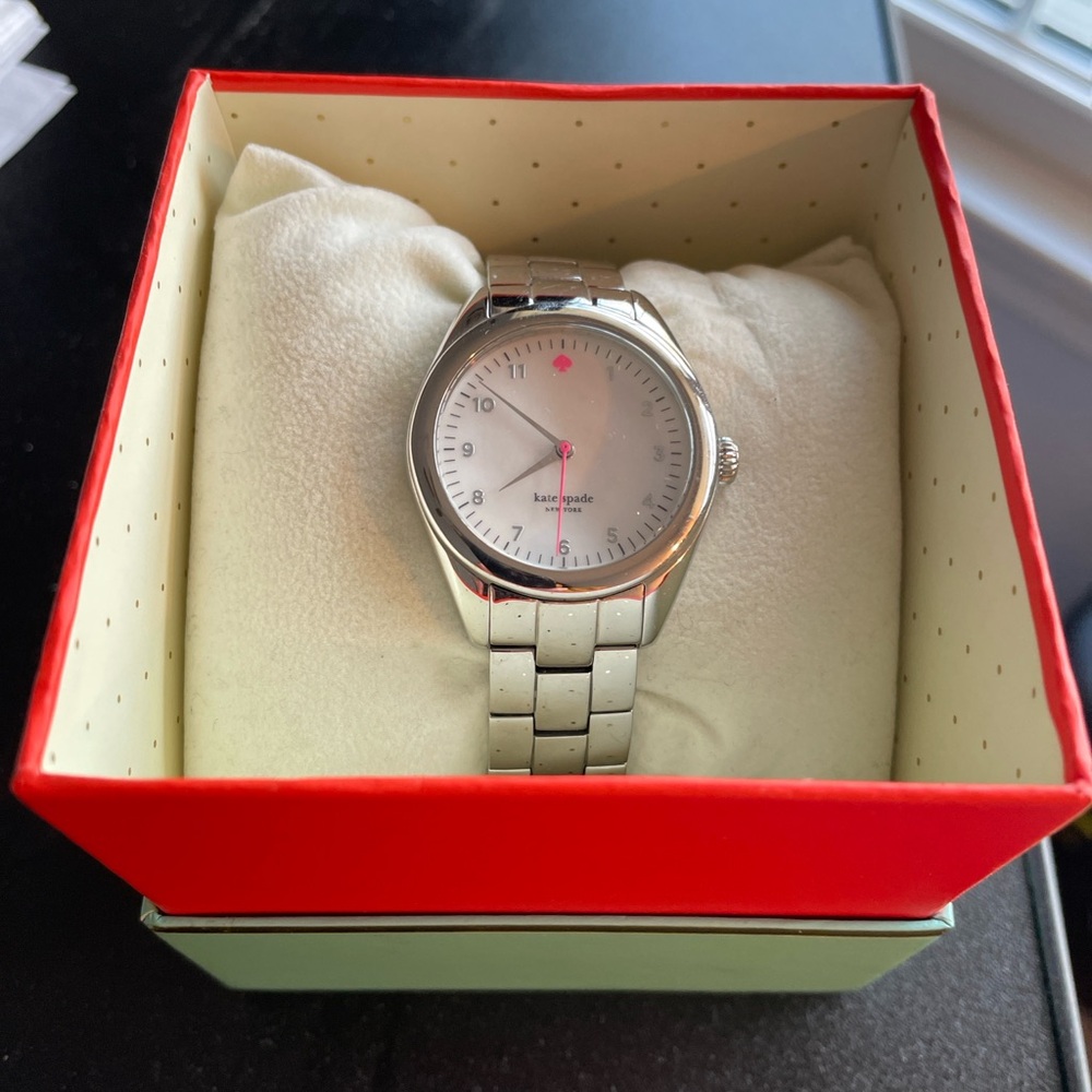 KATE SPADE GRAND SEAPORT STAINLESS STEEL WATCH #1YRU0029 W/BOX